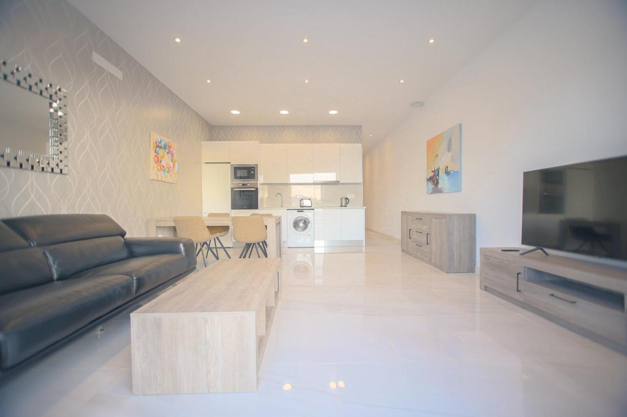 Atlantico Plaza 3A - 2 Beds - 2 Baths Apartment Puerto del Carmen  Exterior photo